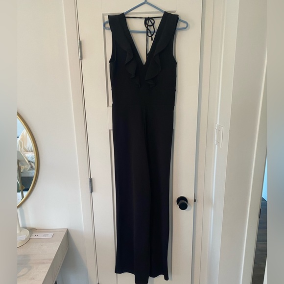 Black pantsuit size 8 - Picture 1 of 4